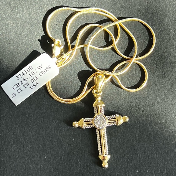 Jewelry - 14k gold Diamond Cross snake chain necklace -New with tags!